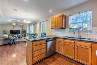 1587 Glenn Abbey Drive, Kettering, OH 45420 - Photo 8
