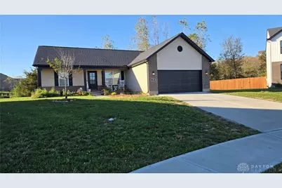 549 Chatham Place, Trenton, OH 45067 - Photo 2