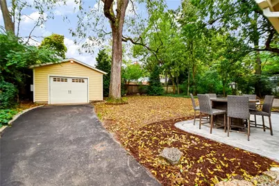 32 W Peach Orchard Road, Oakwood, OH 45419 - Photo 34