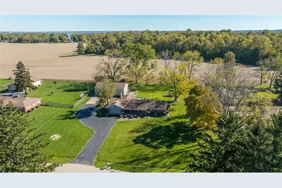 6315 Country Estates Drive, Tipp City, OH 45371 - Photo 32