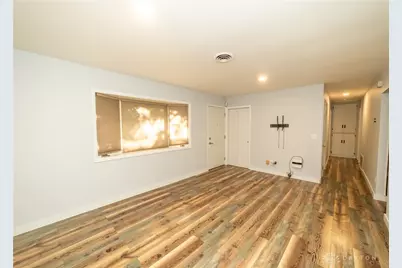 305 Lockheed Drive, Vandalia, OH 45377 - Photo 6