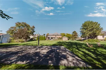 2066 Canterbury Court, Troy, OH 45373 - Photo 70