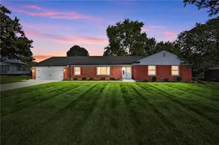 707 Kings Row Ave, Dayton, OH 45429 - Photo 1
