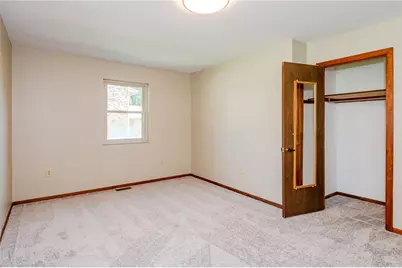 960 Wild Cherry Drive, Dayton, OH 45414 - Photo 36