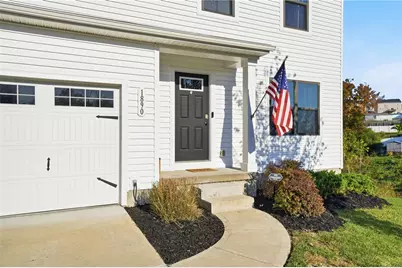 1890 Amelia Way, Moraine, OH 45439 - Photo 4