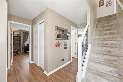 3815 Cunningham Court, Hamilton, OH 45011 - Photo 6