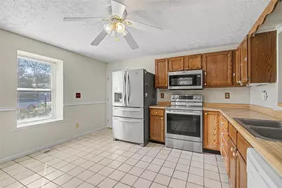 5799 Waynegate Road, Huber Heights, OH 45424 - Photo 8