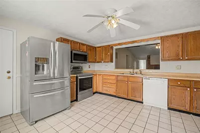 5799 Waynegate Road, Huber Heights, OH 45424 - Photo 12