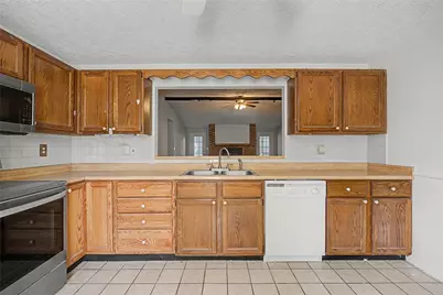 5799 Waynegate Road, Huber Heights, OH 45424 - Photo 10