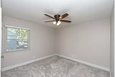 500 Whispering Pines Street, Springboro, OH 45066 - Photo 18