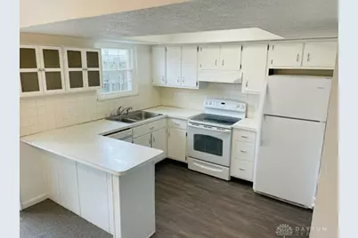 2219 Crew Circle, Dayton, OH 45439 - Photo 4
