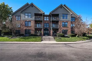 700 Ashton Cir, Kettering, OH 45429 - Photo 1