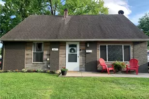 147 McCraw Dr, Englewood, OH 45322 - Photo 1