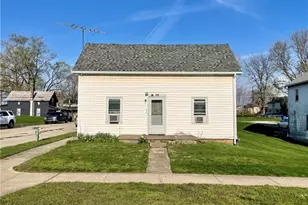 127 S Main St, Lewisburg, OH 45338 - Photo 1