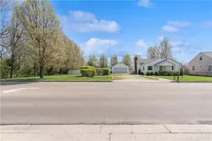 2142 Beaver Valley Rd, Fairborn, OH 45324 - Photo 1