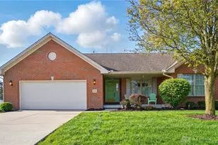 114 Millwood Village Dr, Englewood, OH 45315 - Photo 1