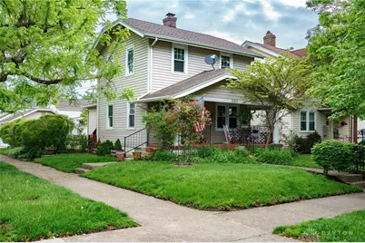 301 E Peach Orchard Avenue, Oakwood, OH 45419 - Photo 1