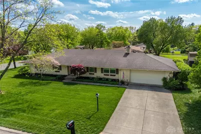 6199 Laurelhurst Lane, Centerville, OH 45459 - Photo 1