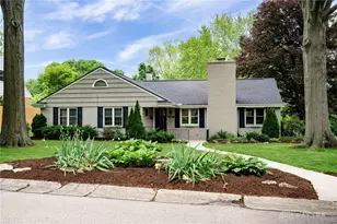 103 Castle Dr, Dayton, OH 45429 - Photo 1