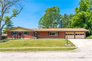 417 Vaniman Ave, Dayton, OH 45426 - Photo 1