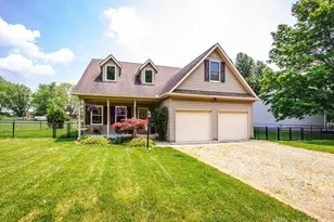 186 Hatchet Dr, Eaton, OH 45320 - Photo 1