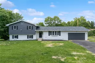 2449 Pine Knott Dr, Beavercreek, OH 45431 - Photo 1