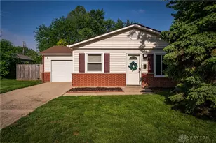 2273 Patricia Dr, Kettering, OH 45420 - Photo 1