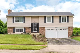 5670 Olive Tree Dr, Dayton, OH 45426 - Photo 1