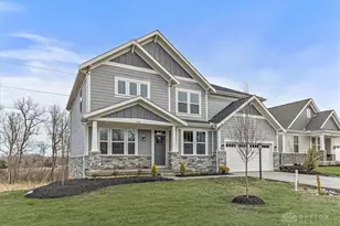 2544 Golden Leaf Dr, Beavercreek, OH 45431 - Photo 1