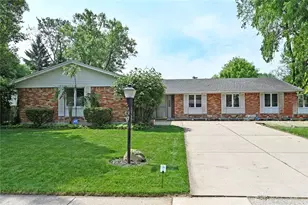 2244 Berrycreek Dr, Kettering, OH 45440 - Photo 1