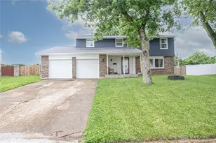 5570 Olive Tree Dr, Dayton, OH 45426 - Photo 1