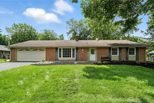 856 Hyde Park Dr, Dayton, OH 45429 - Photo 1