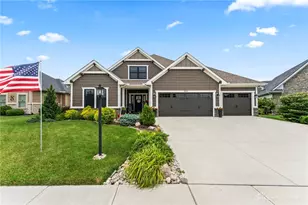 804 Pebble Pl, Tipp City, OH 45371 - Photo 1