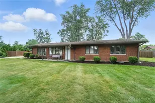 9106 Mary Haynes Dr, Centerville, OH 45458 - Photo 1