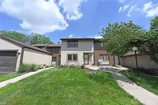 6004 Cinnamon Tree Ct, Englewood, OH 45322 - Photo 1