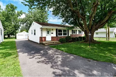 718 Macarthur Way, Washington Court House, OH 43160 - Photo 1