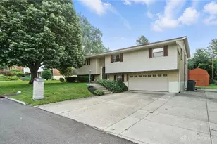 2536 Loris Dr, Dayton, OH 45449 - Photo 1