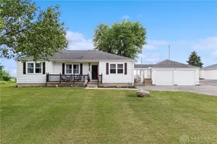 3217 Uplands Dr, Springfield, OH 45506 - Photo 1