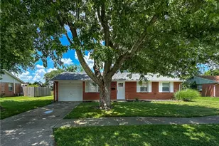 425 Gregory Ave, New Lebanon, OH 45345 - Photo 1