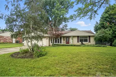 2151 Plantation Trail, Bellbrook, OH 45305 - Photo 1