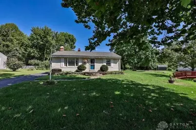 402 Green Acres Drive, Springfield, OH 45504 - Photo 1