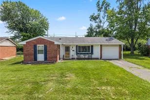 454 Mayfield Square, Troy, OH 45373 - Photo 1