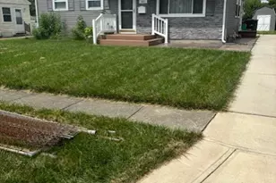 1621 Seabrook Rd, Dayton, OH 45432 - Photo 1