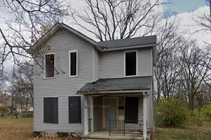 32 Anna St, Dayton, OH 45417 - Photo 1