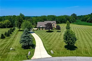 8546 Stockholm Ct, Waynesville, OH 45068 - Photo 1