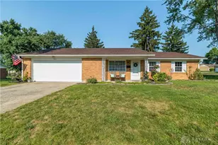 307 Scenic Ct, Vandalia, OH 45377 - Photo 1