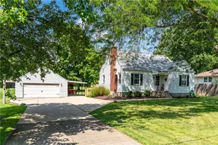 321 N Diamond Mill Rd, New Lebanon, OH 45345 - Photo 1