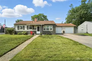 861 Roxana Dr, Vandalia, OH 45377 - Photo 1