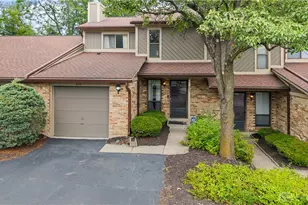 655 Hidden Valley Ct, Fairborn, OH 45324 - Photo 1