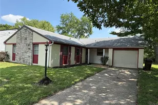 887 Hanson Dr, Forest Park, OH 45240 - Photo 1